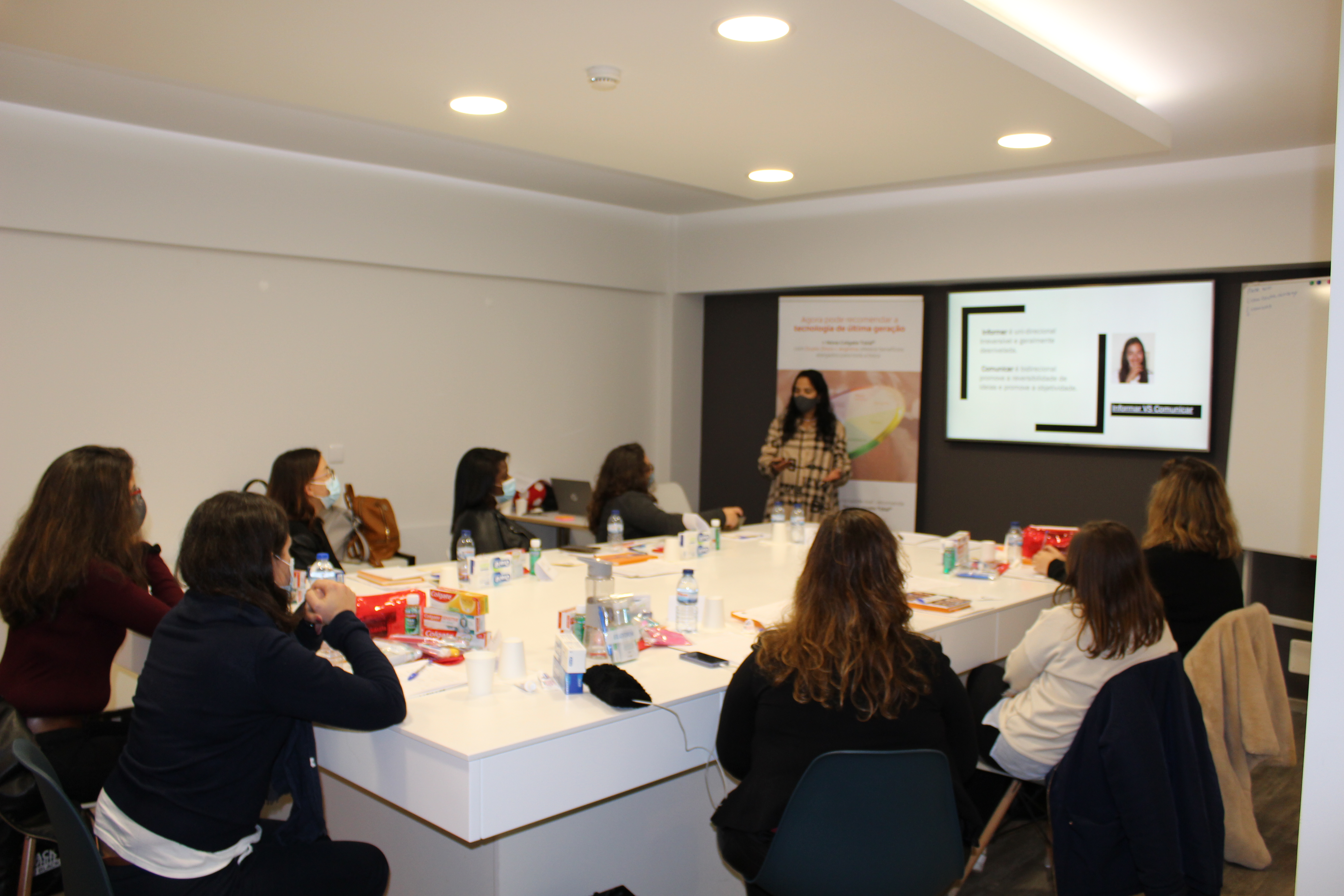 Somos uma empresa dedicada à formação dos melhores profissionais de saúde oral.
Cursos práticos, atuais e orientados para o sucesso
